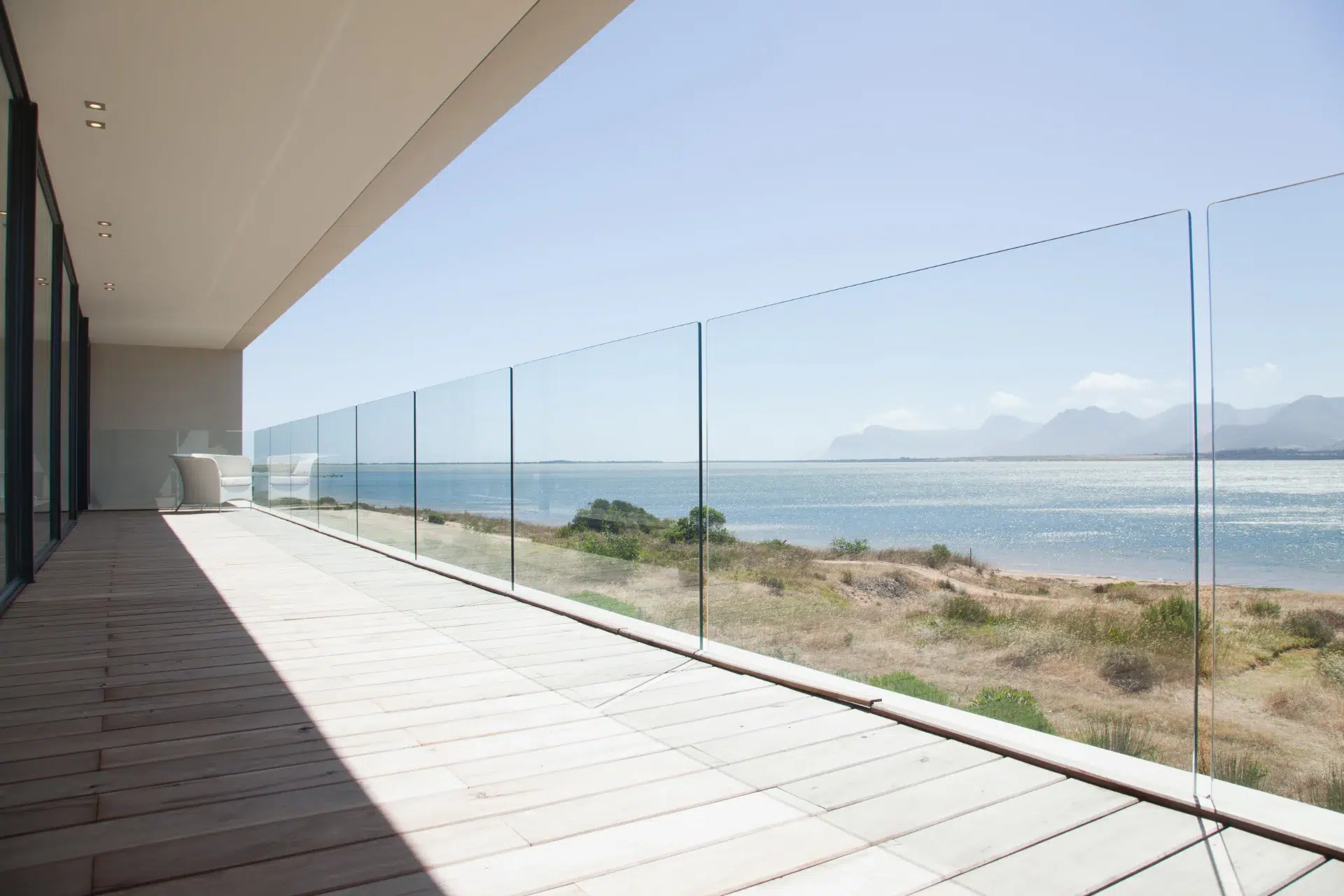 VLX 120 Glass Railing System in Las Vegas, NV | Viewlux Windows And Doors Las Vegas — detail 1